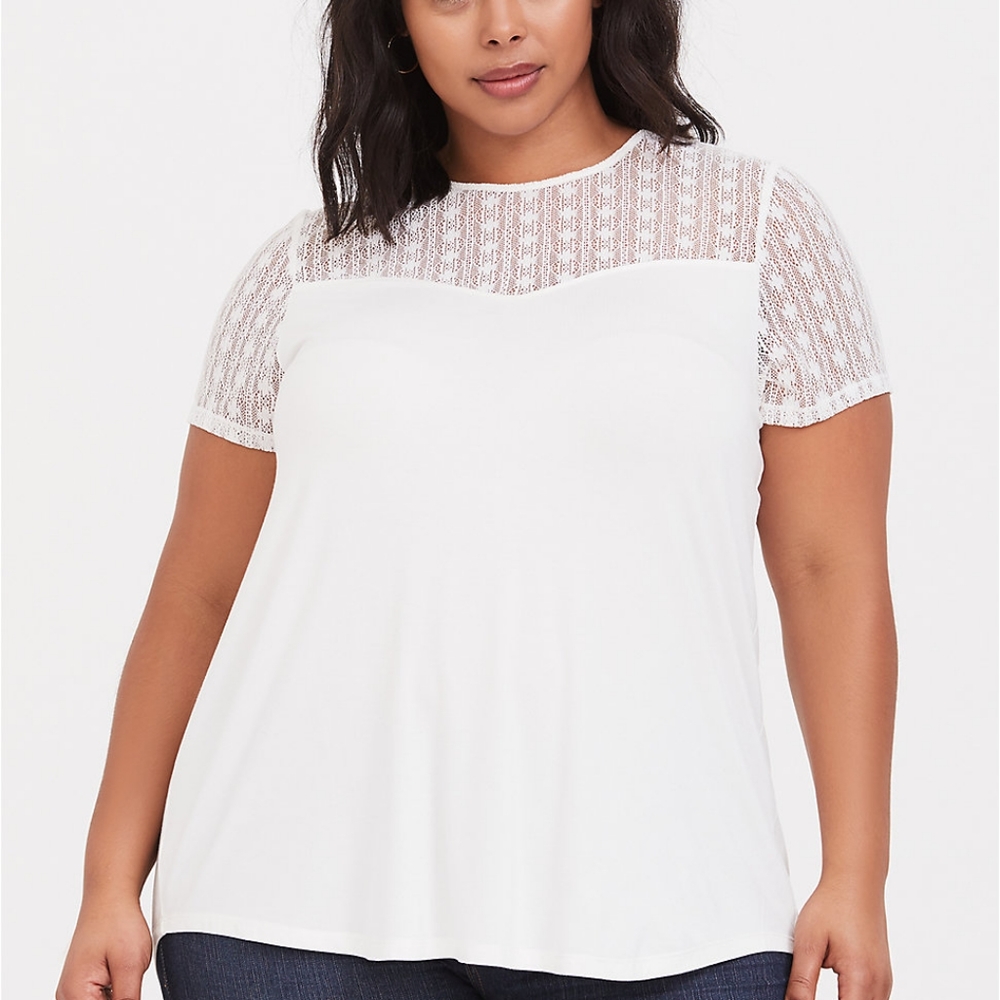 Torrid white supersoft top with lace